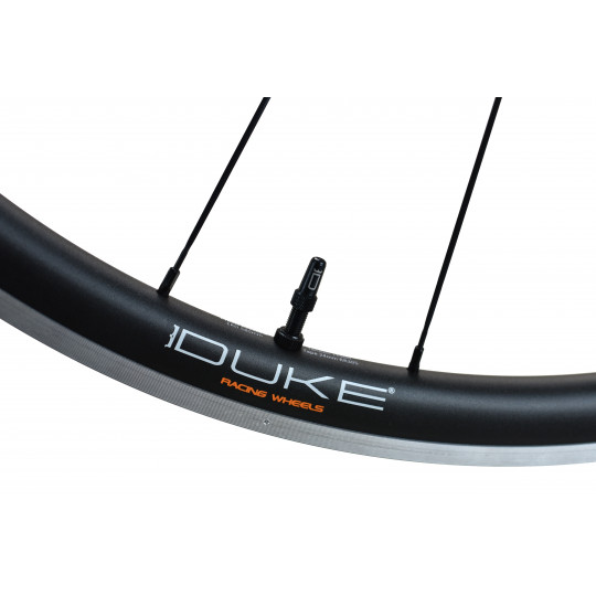 Llanta 30mm DUKE Road Runner